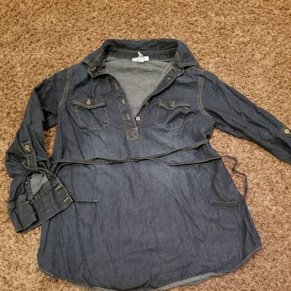 Maternity shirt